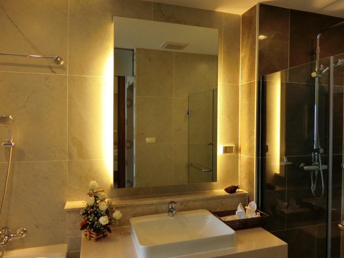 צ'יאנג מאי The Astra Suites מראה חיצוני תמונה